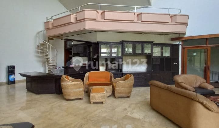 Rumah 1.5lt hadap Barat di mainroad Taman Sakura