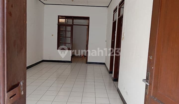 House for Rent Needs Renovation in TKI 2