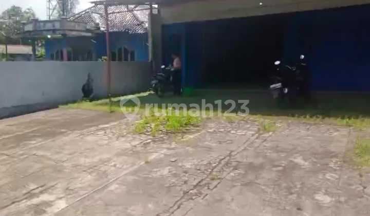 Gudang Lokasi Strategis di Pinggir Jalan Tigaraksa Akses Kontener 40 Ft, Tangerang