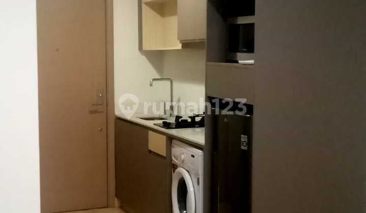 Disewa Apartemen Gokd Coast Studio Semi Furnish