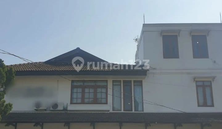 Ruko Mainroad Hook Di Jalan Kurdi Bandung
