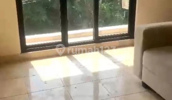 Rumah 2,5 Lantai Siap Huni di Jl Kavling Perkebunan Tangerang