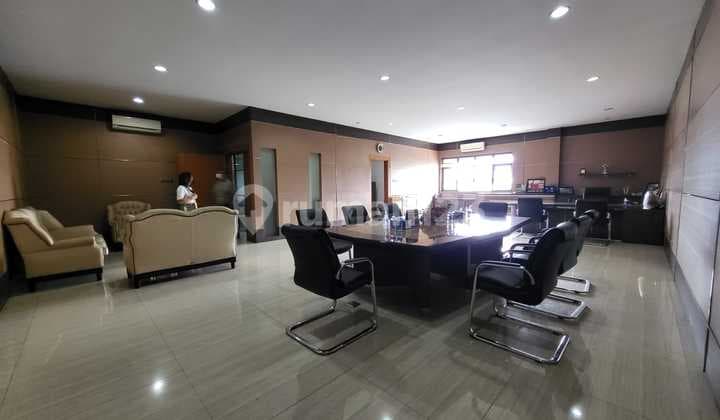 Showroom 2 Lantai Di Soekarno Hatta Lokasi Strategis Bandung