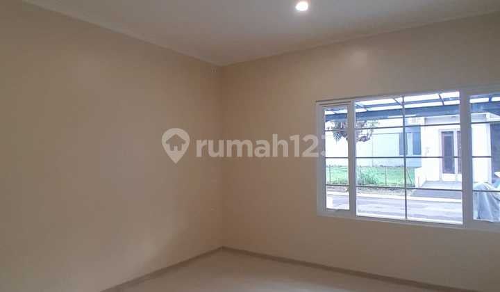 Rumah Full Renov Cluster Singgasana Pradana Bandung