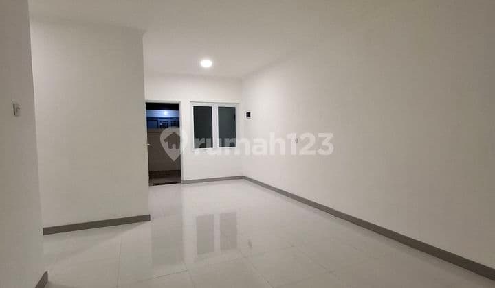 Beautiful Renovated House Ready to Occupancy in Kopo Permai Area
