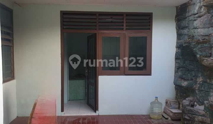 Well-Maintained Ready-to-Occupy House For Sale in Kopo Permai