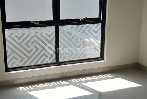 Dijual Rumah Baru Rumah 2 lt Di Podomoro Park