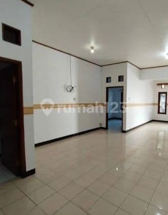 Rumah 1 ,5 Lantai Di Kopo Permai Ii Baru Renovasi Bandung