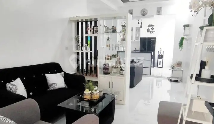 Jual Rumah Komplek Permata Kopo Cantik, Siap Huni
