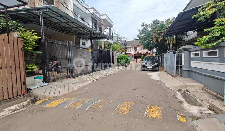 For Sale House in Janur Kuning Kelapa Gading
