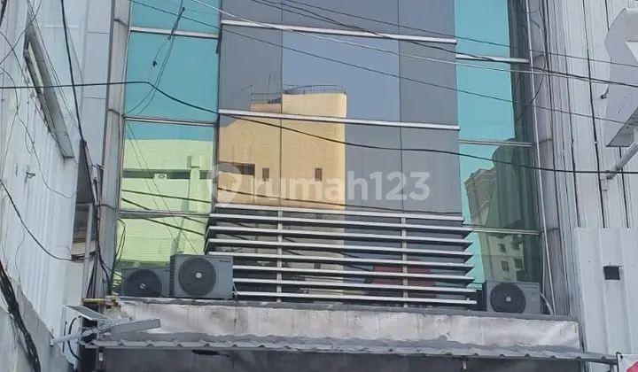 Disewa Ruko Jalan Sukarjo Wiryopranoto Gambir
