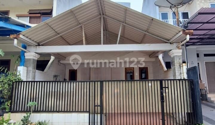 For Sale Nice House on Jalan Kelapa Kopyor Barat