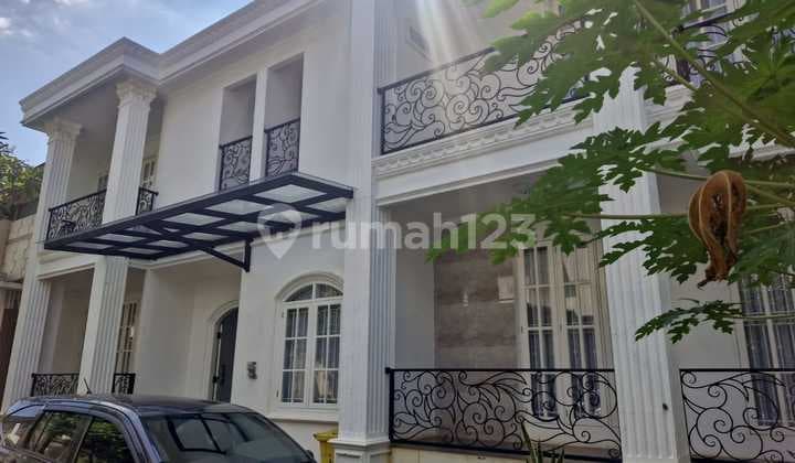 Disewa / Dijual Rumah Bagus di Mampang Prapatan
