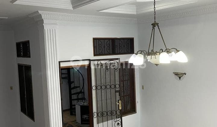 Dijual Rumah 2 Lantai Kompleks Bisma Sunter