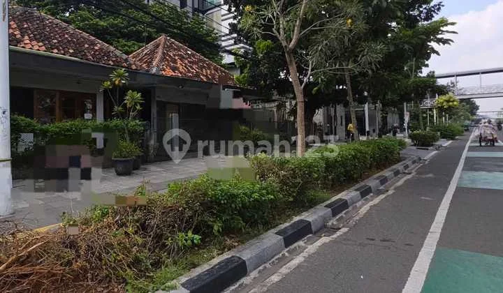 For Sale: Commercial Space on Jalan Matraman Raya, East Jakarta For Sale: Commercial Space on Jalan Matraman Raya, East Jakarta