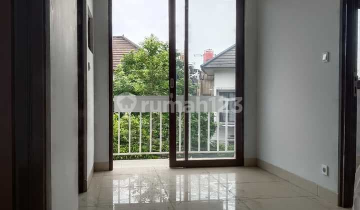 Rumah Baru Minimalis Modern Di Pelangi Antapani