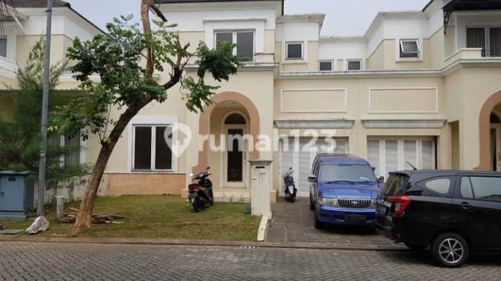 Rumah 2 Lantai Unfurnished SHM di Premier Golf Residence