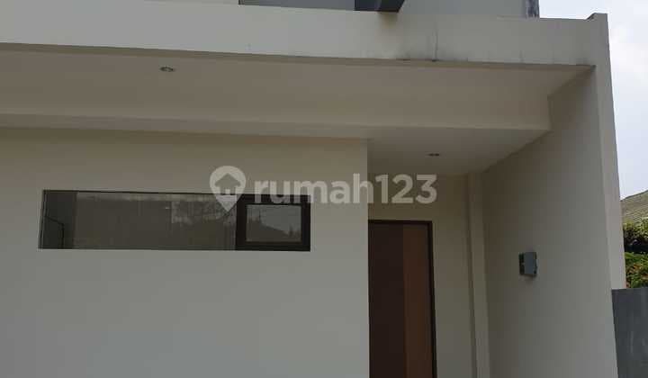 2-Story House in Setiabudi Wing Bandung