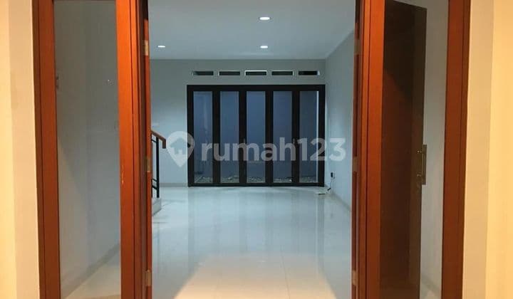 For Sale Semi-Furnished House Cherry Field Bandung