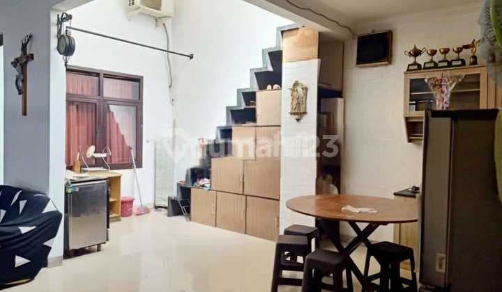 Rumah 2 Lt Siap Huni Dalam Cluster Area Kopo permai