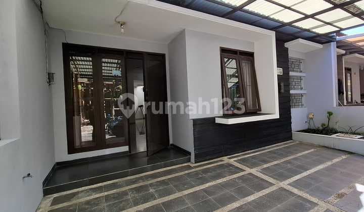 Rumah Nyaman Siap Huni di Batununggal Asih