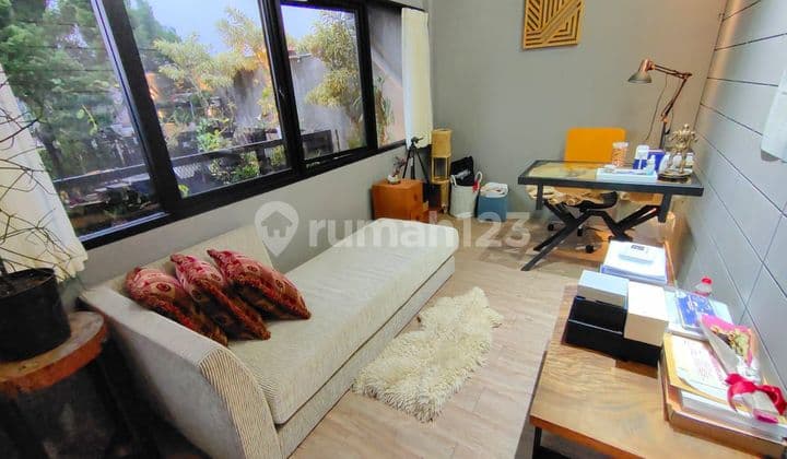Dijual Rumah Lux City View di Sayap Setiabudi dekat area Kuliner