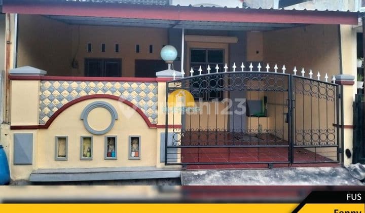 Ready-to-Occupy House in Plamongan Indah. Freehold Title