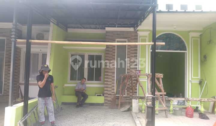 For Rent: House in Rotterdam 3 Housing Complex in Jatiasih, 028