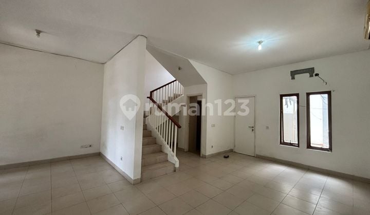 House for Rent in Cakung, Alamanda Cluster, Semi-Furnished (007) (015)