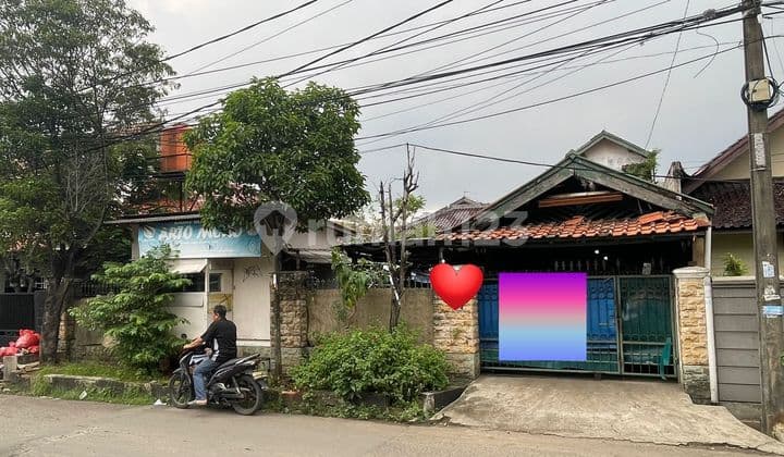 Rumah Tua Murah Posisi Boulevard di Barata Karang Tengah Tanggerang Banten