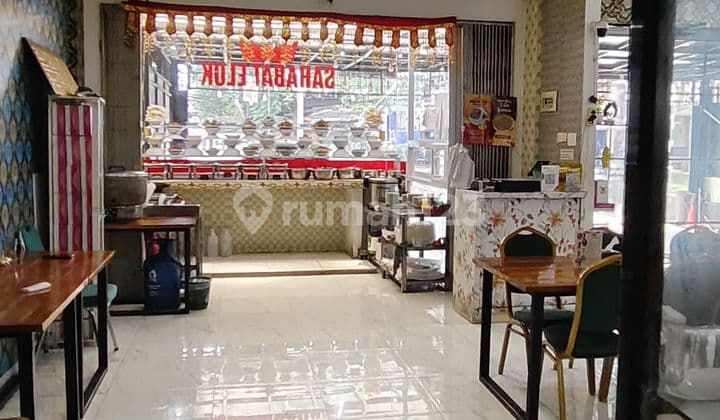 For Sale 3.5-Story Shop House on Merpati Main Road, Ciputat, Tangerang, Banten