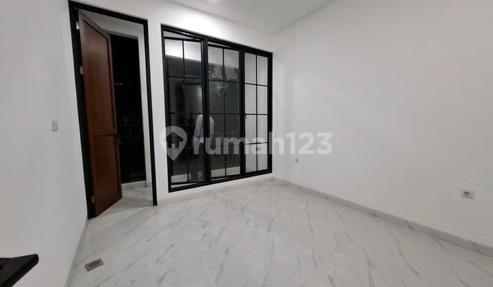 Rumah Baru 3 Lt di Interkota Duri Kosambi Cengkareng Jak Bar