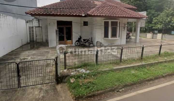 Cheap Sale of Old Corner House in Citra Garden 2, Kalideres, West Jakarta