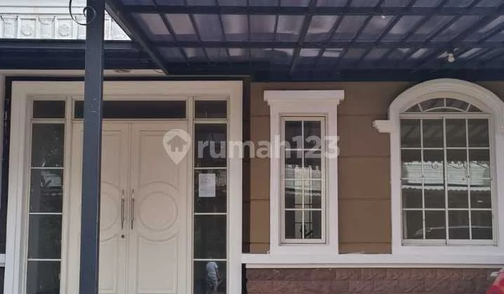 Fast Sale 2-Story House in Green Lake City, West Europe Cluster, Tangerang, Banten