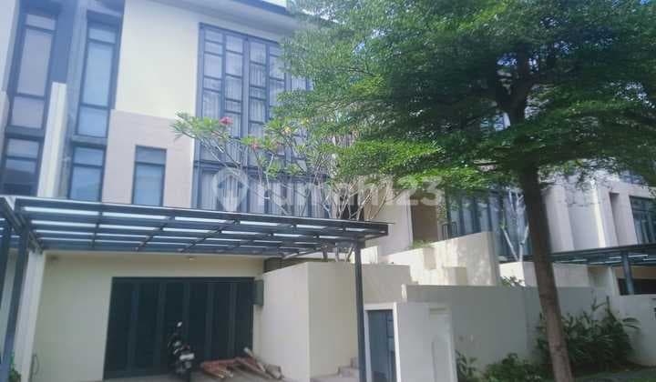 Lancewood Luxury House at Navapark BSD City