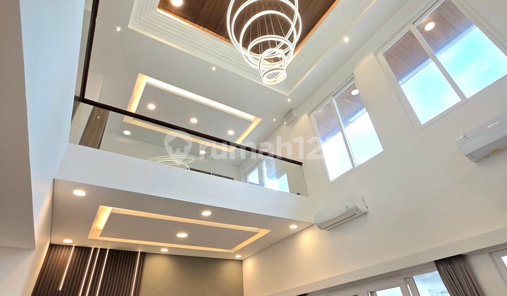 House in Taman Giri Loka Bsd Semi Furnished