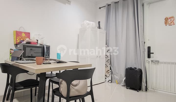 Modern 2-Story Minimalist House with Bonus Kitchen Set at Cluster Verdi
