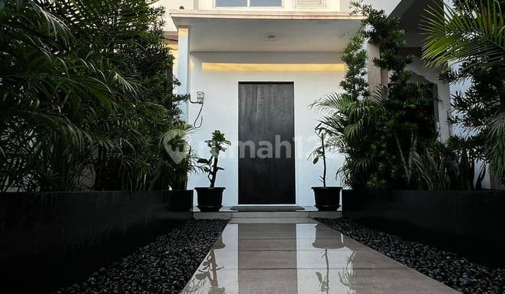 WTS Dijual Rumah Baru Renovasi di Permata Hijau – Cantik