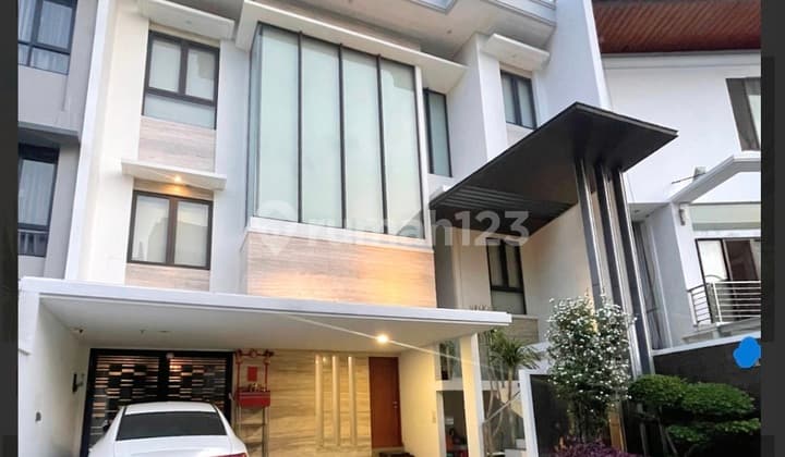 Dijual Rumah PIK Pantai Indah Kapuk 2Lantai Uk 200 m² at Jakarta Utara