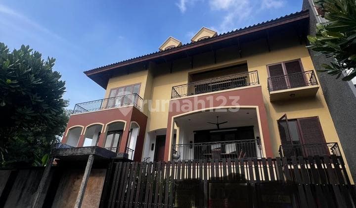 Dijual Rumah PIK with pool Cluster Walet Hoek Uk310m² at Jakarta Utara