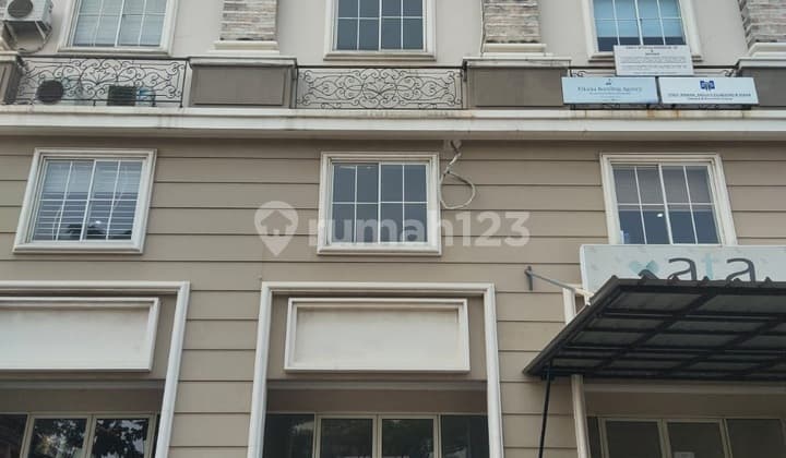 For Rent: Green Lake Shop House, Facing Main Road, Near Greenlake Office, West Jakarta