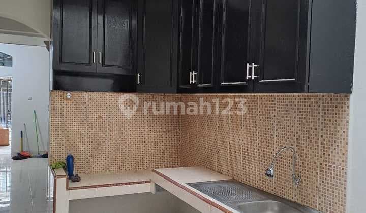 Dijual cepat dan murah rumah sudah direnovasi hadap selatan di citra 2ext kalideres jakarta barat