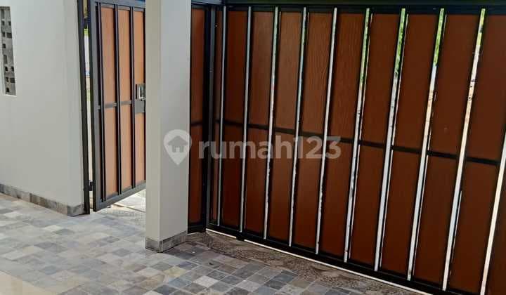 Dijual Rumah Rapi Siap Huni Hadap Taman Uk 8X15 di Citra Garden 3 Cengkareng Jakarta Barat