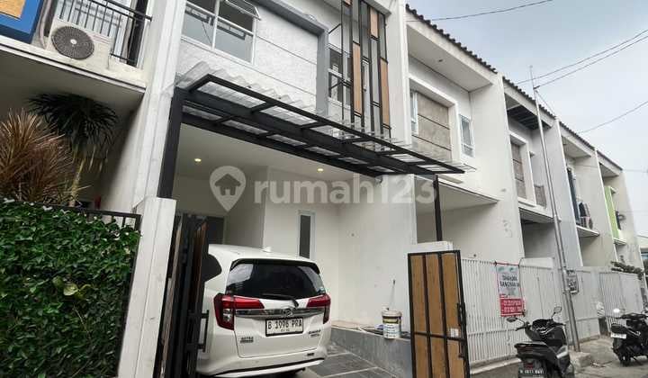 Dijual rumah minimalis semi furnish di rawa buaya cengkareng jakarta barat