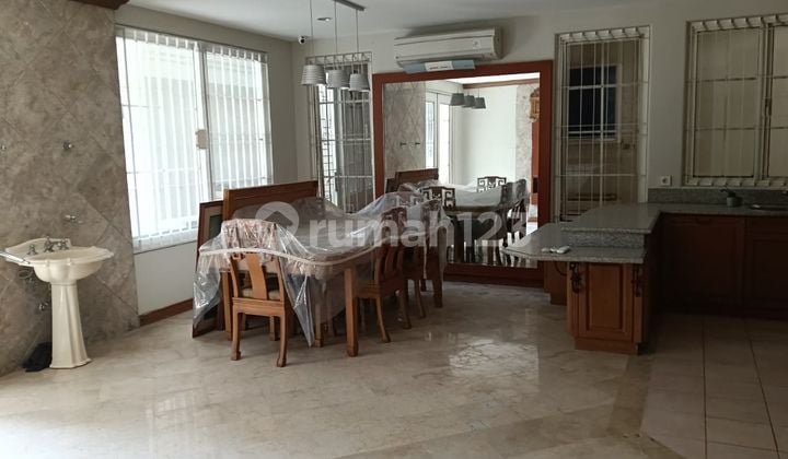 For Rent For Sale Ready to Live Furnished House in Lippo Karawaci Golf Estate.