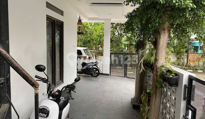Bagus dan Terawat Rumah 2 Lantai di Ciwastra bisa untuk Kos