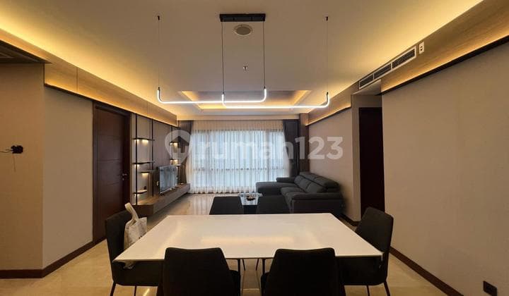 Mewah! Hegarmanah Residence 3Br dengan Private Lift