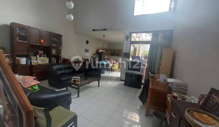 Rumah Terawat Siap Huni Sayap Setra Duta Dekat Tol