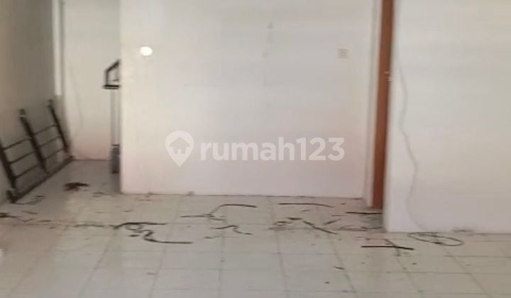 Ruko Tki 2 Cocok untuk Usaha, Kantor Dekat Tol
