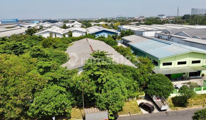 Tanah Kavling Pergudangan Pabrik di Jalan Utama Kawasan Hyundai